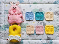 ALMOHADA + 2 PROTECTORES DE RODILLA PARA BEBE